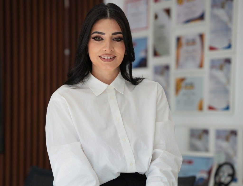 Manuela Halasag de la REMAX Klass îți oferă consultanță pentru achiziții în ansambluri rezidențiale moderne